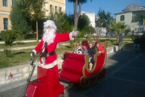 slitta-di-babbo-natale-in-legno-vendita-05