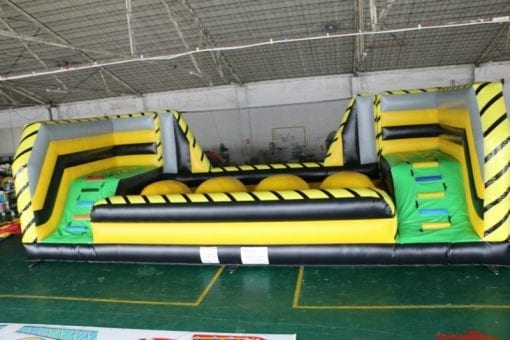 parco-giochi-gonfiabili-roma-wipeout-noleggio-07