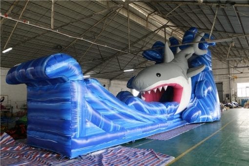 giochi-gonfiabili-acquatici-shark-slide-vendita-02