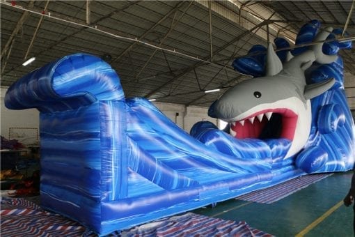 giochi-gonfiabili-acquatici-shark-slide-vendita-05